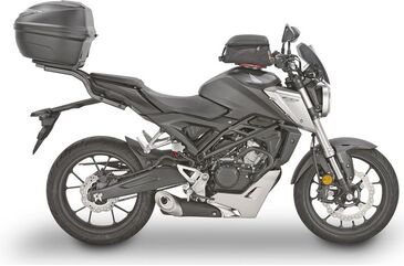 GIVI / ジビ Screen for Honda CBR 125 R 18-, CB 300 R, color smoke, dim. HxW 21x28 cm, fitting kit included | A1164