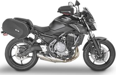 GIVI / ジビ Screen for Kawasaki Z650 17-19, color smoke, dim. HxW 28x33 cm, fitting kit included | A4117