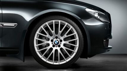BMW 純正 R マッドフラップ セット F01 | 82160442940 / 82 16 0 442 940